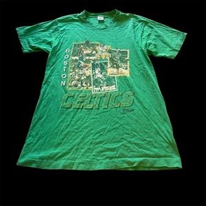Vintage Boston Celtics Green Graphic T-Shirt